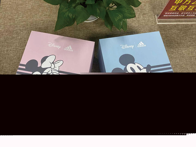 01-adidas-定制禮盒-01