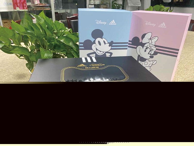 08-adidas-定制禮盒-01