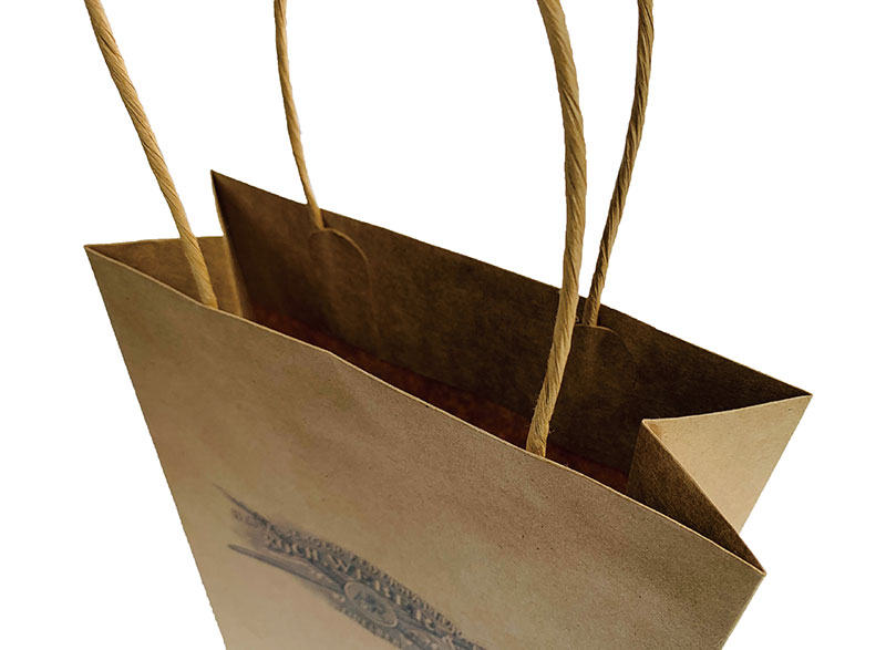 06-黃牛皮紙內(nèi)粘紙拎繩手提袋-01