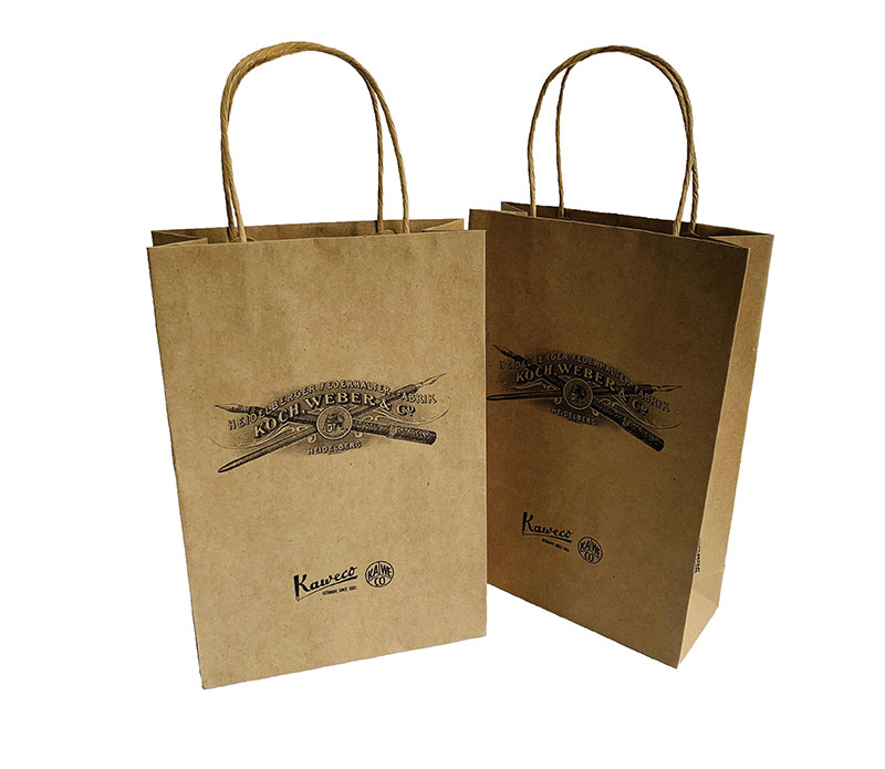 03-黃牛皮紙內(nèi)粘紙拎繩手提袋-01